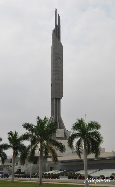Monumento a Agostinho Neto