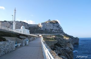 Gibraltar, um rochedo, uma península e um mar
