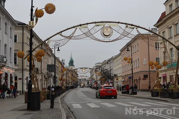 Avenida Krakowskie Przedmieście